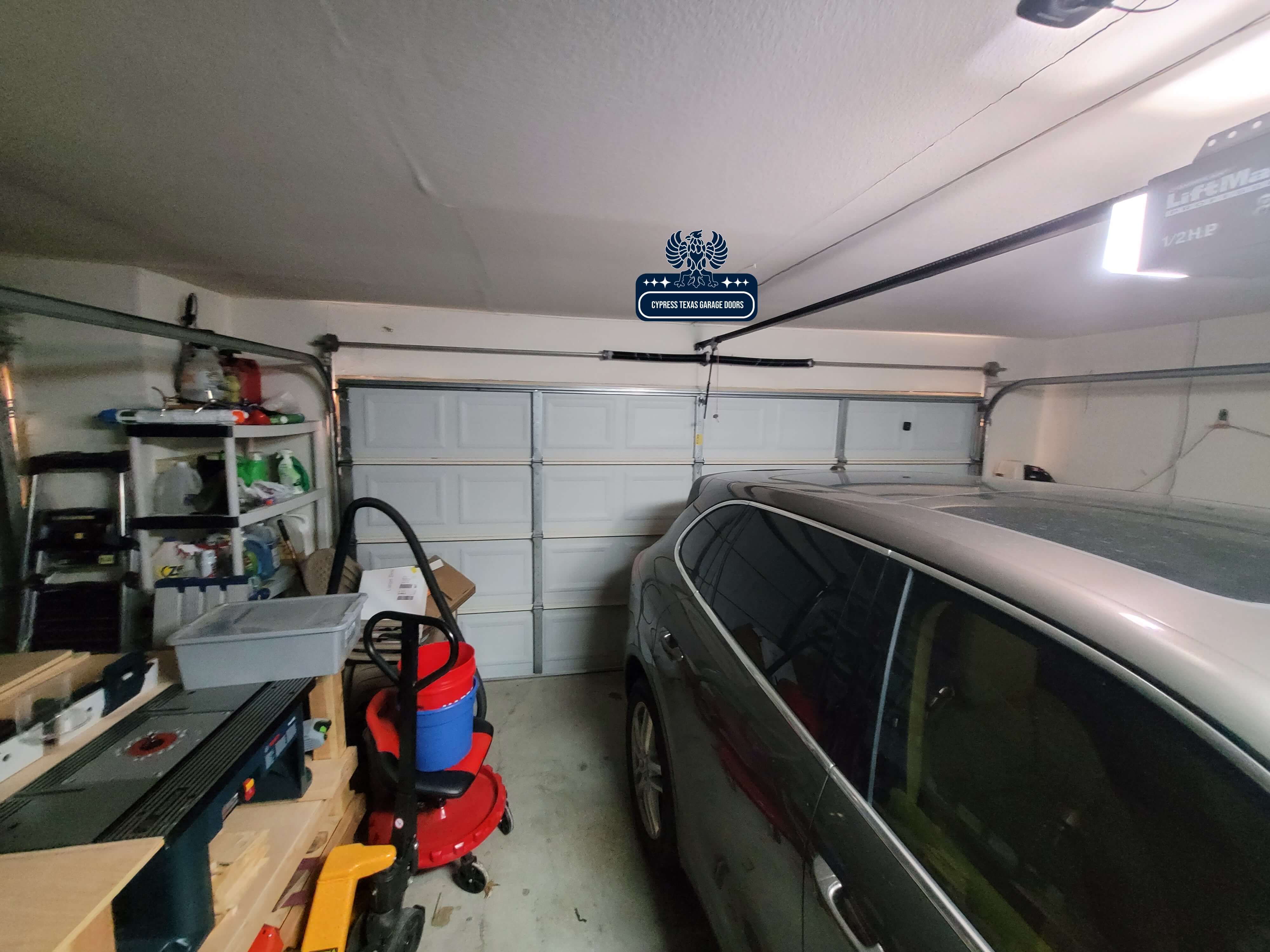 garage-door-repair-2