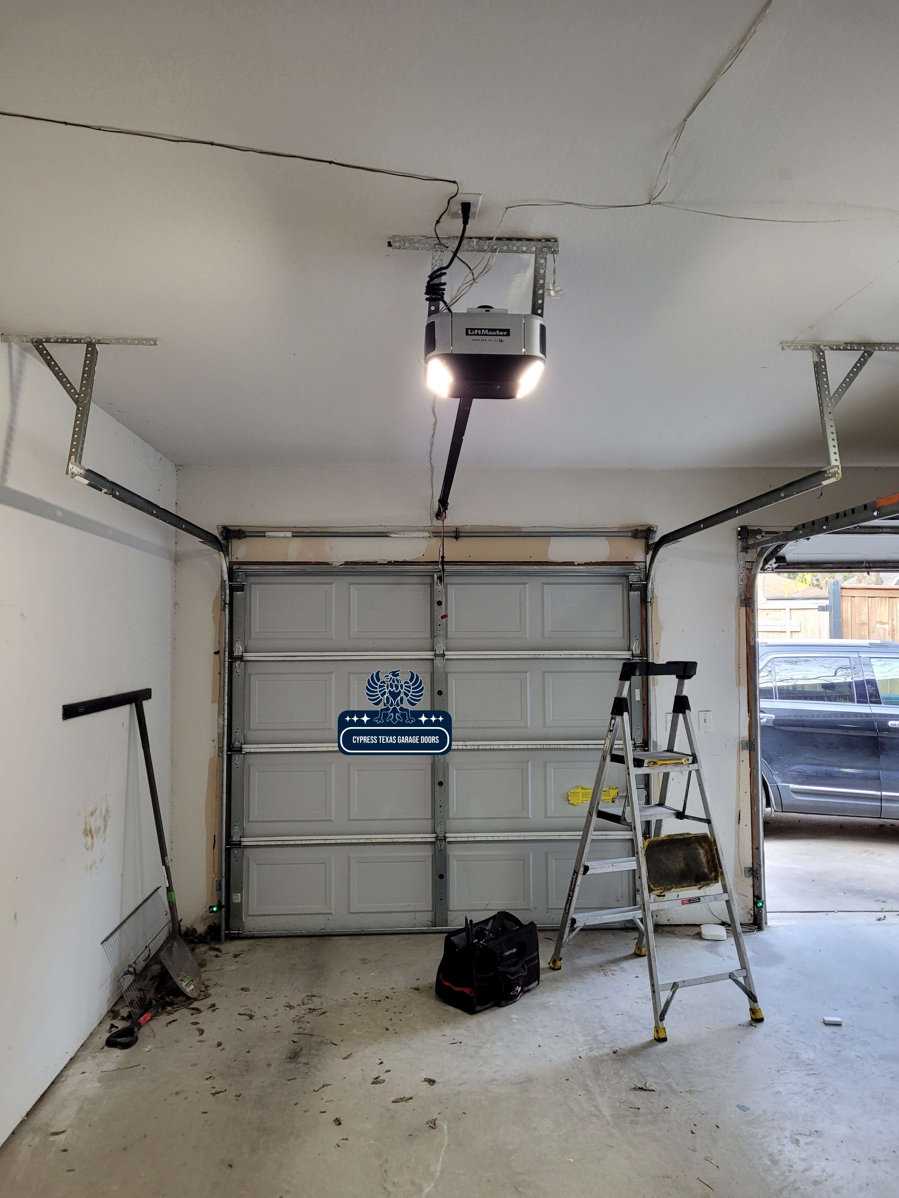 new-liftmaster-84505r-garage-door-opener-install